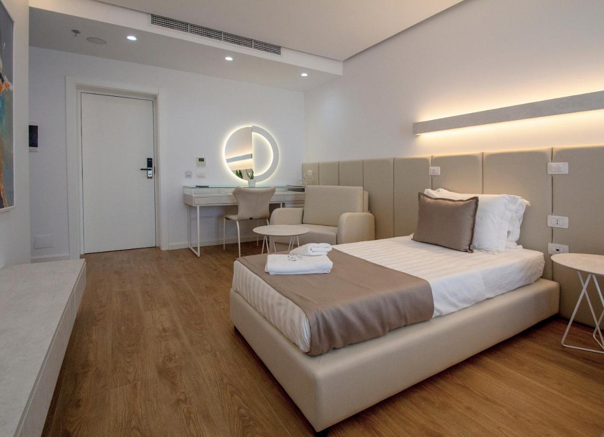 Dazur Coast Resort Orikum Extérieur photo
